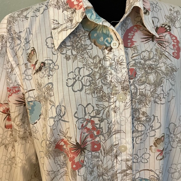 Alfred Dunner Floral Print Button-Down Shirt - Picture 2 of 5
